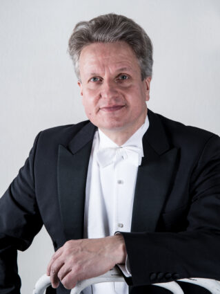 Olaf Henzold, conductor