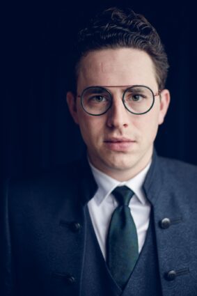 Magnus Larsson, conductor
